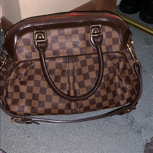 Genuine Louis Vuitton handbag with shoulder strap - Picture 4 of 5